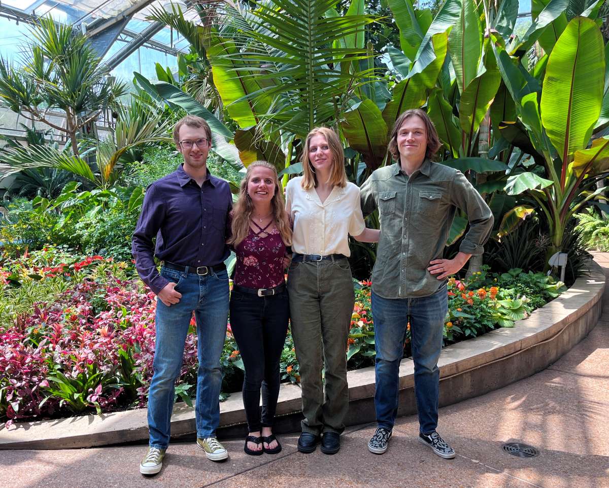 Article: Summer interns shine at Reiman Gardens